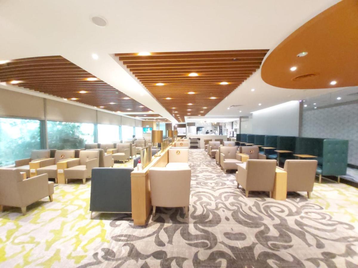 Ambassador Transit Lounge Terminal 3 Hotel Singapore Eksteriør billede